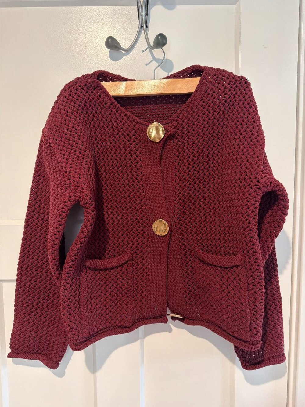 Black Tape Ruby Red Small Chunky Knit Cardigan